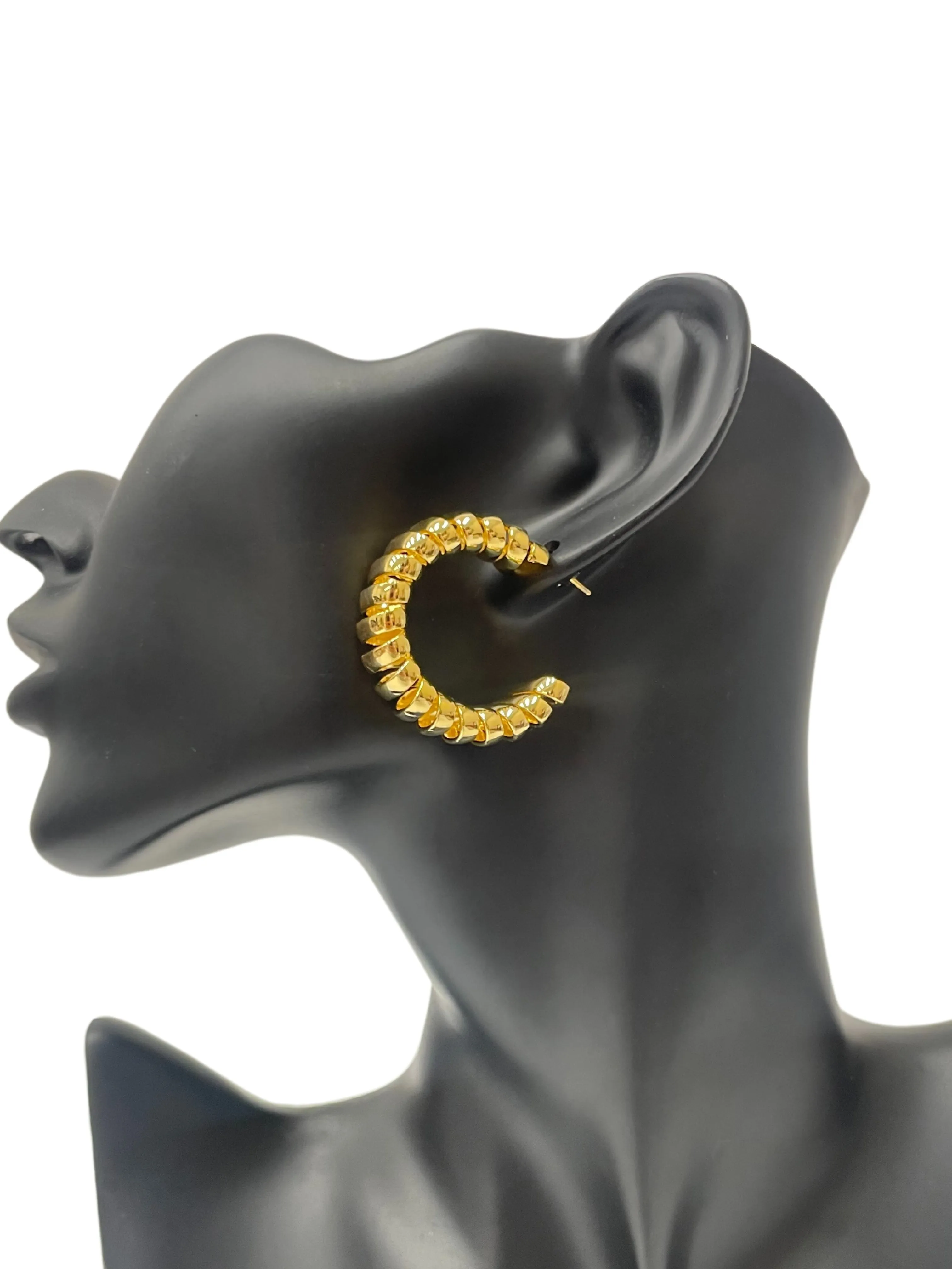 Dazzling Curled Hoop Earrings