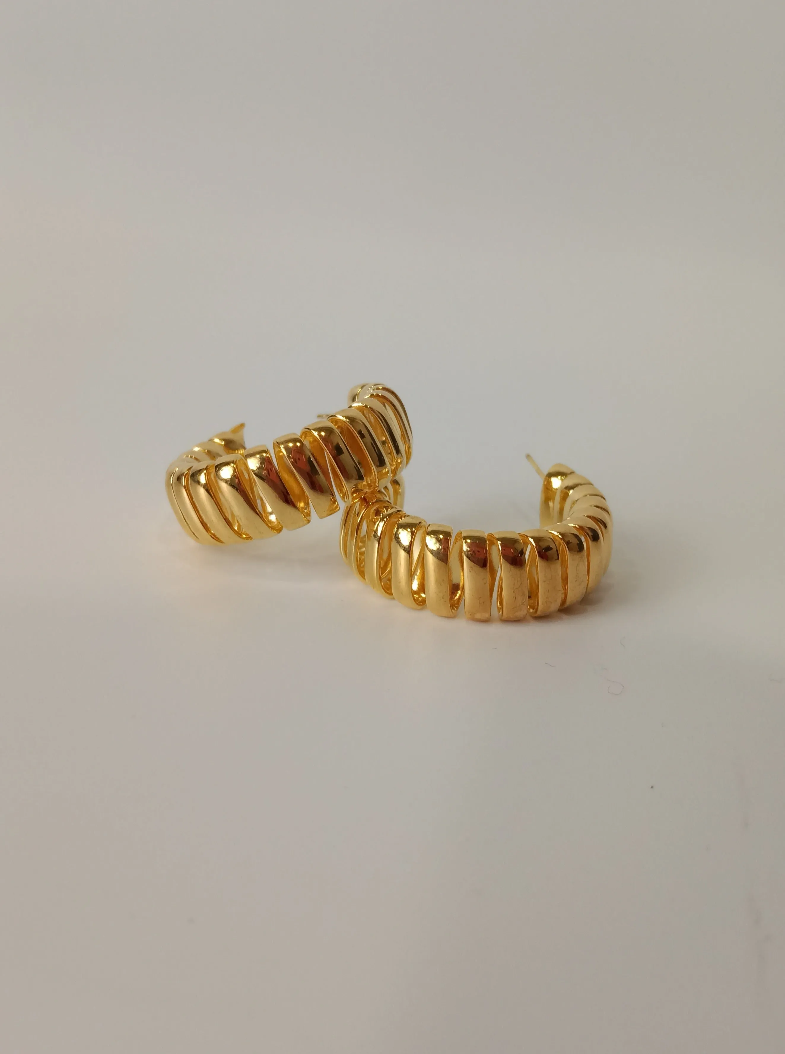 Dazzling Curled Hoop Earrings