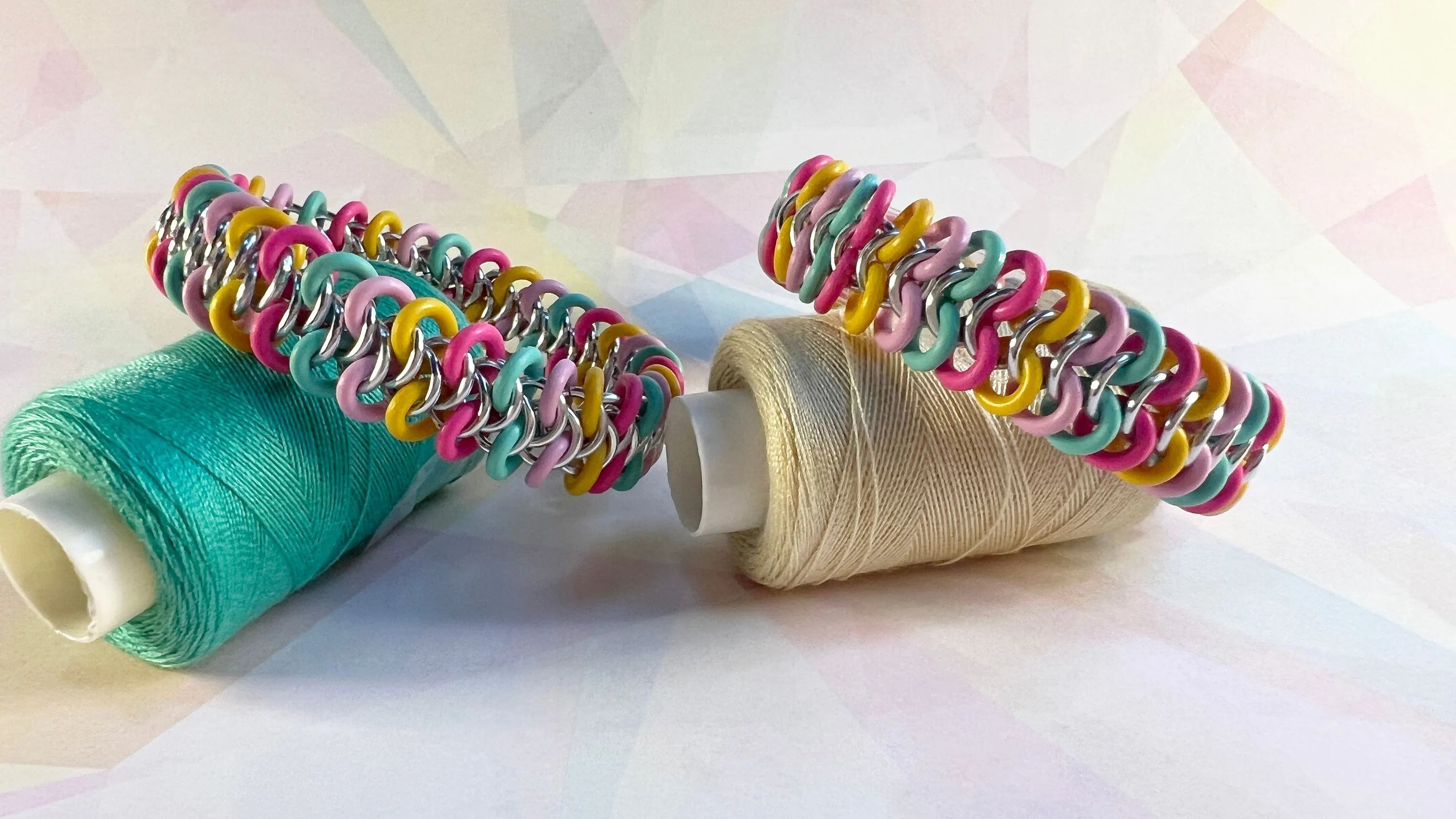 European 4 in 1 Stretch Bracelet Mini Kit with FREE Video - Silver, Neon Flamingo, Buttercup, Cupcake Pink & Aqua Sea Foam