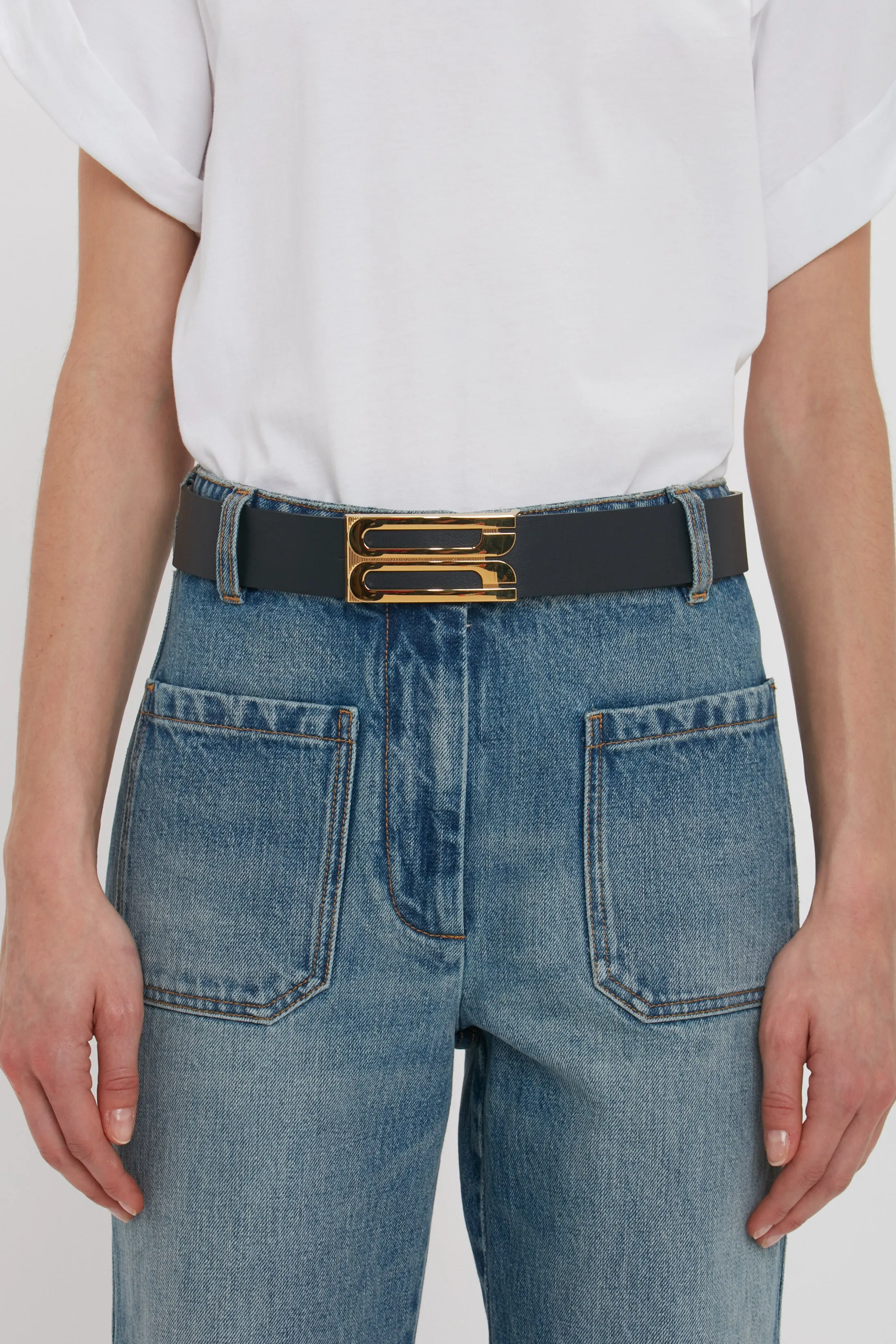 Jumbo Frame Belt In Navy Leather