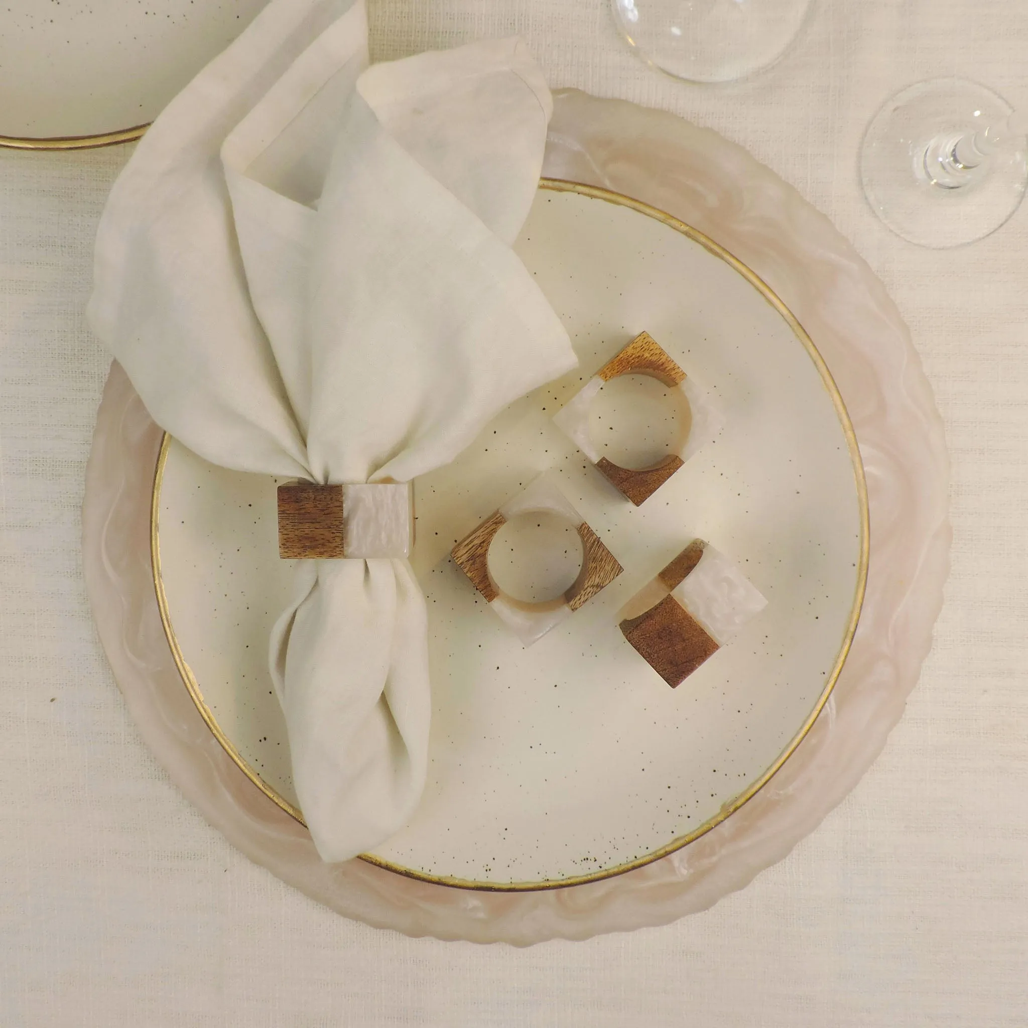 Natural Mango Wood Resin Napkin Ring in White, Set of 4