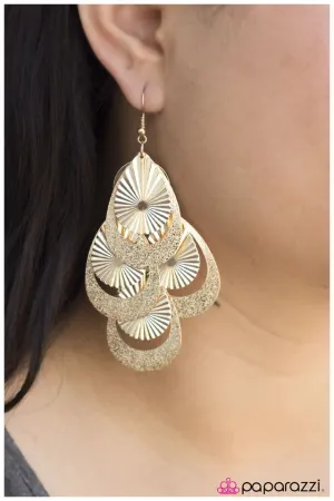 Paparazzi Earring ~ Glitterazzi - Gold