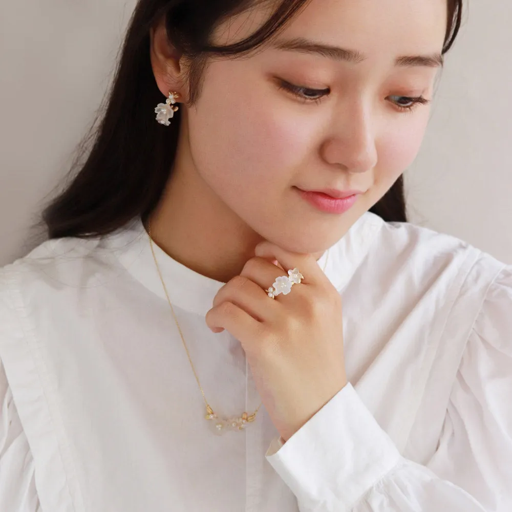 Small White Flower Earrings