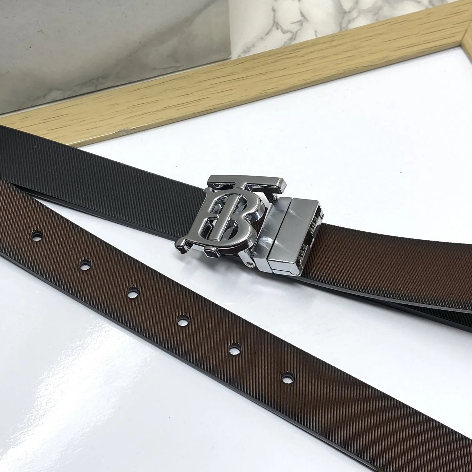 Stylish Casual and Formal Reversible Strap Belt-JonasParamount