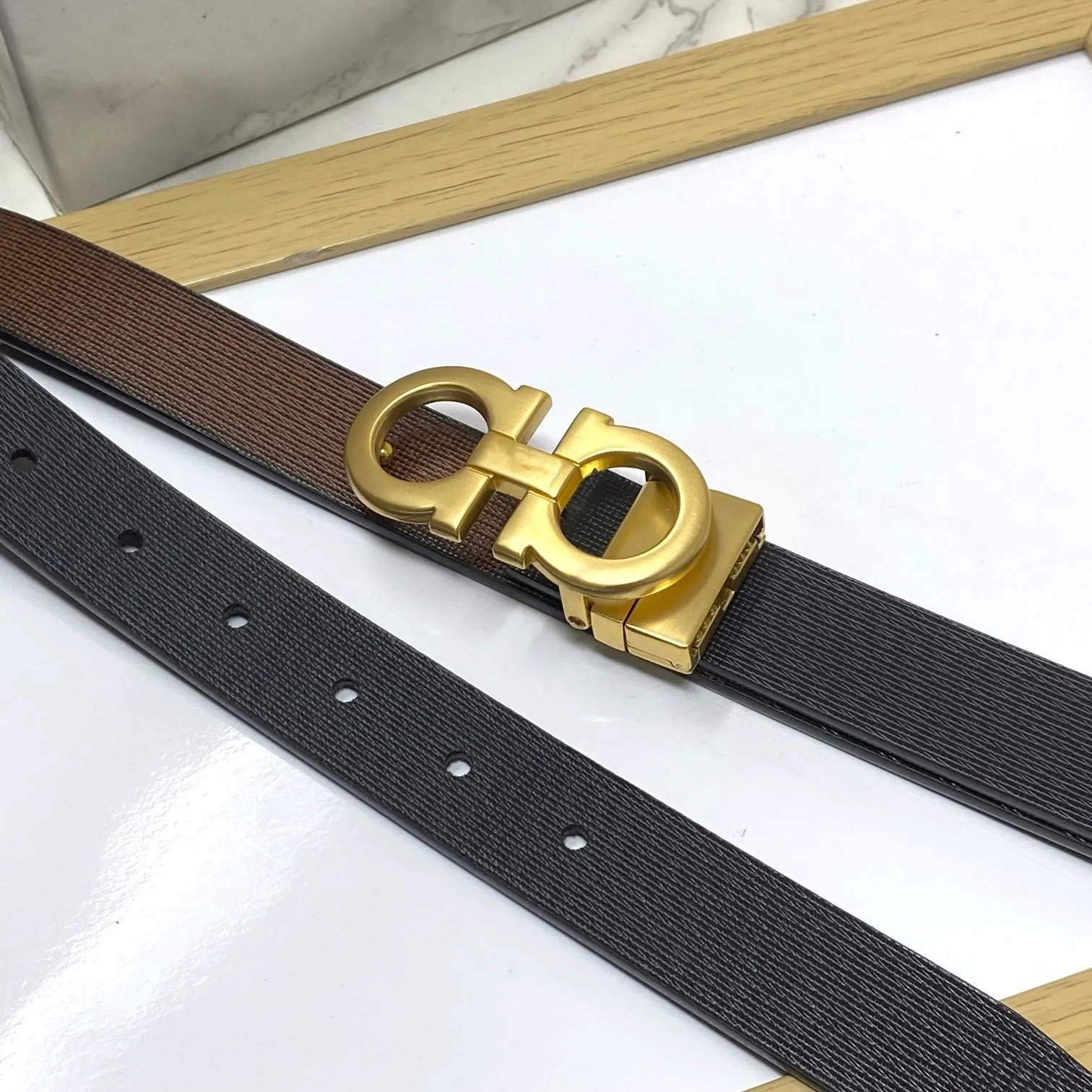 Trendy Small Design Reversible Strap Belt For Men-JonasParamount