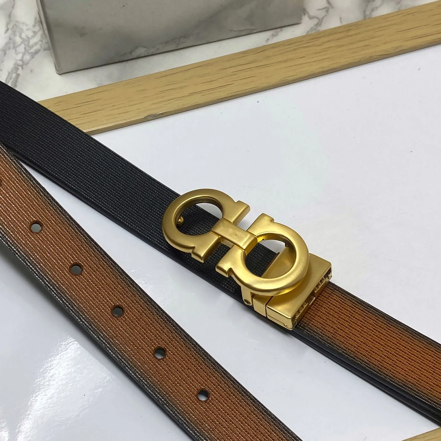 Trendy Small Design Reversible Strap Belt For Men-JonasParamount