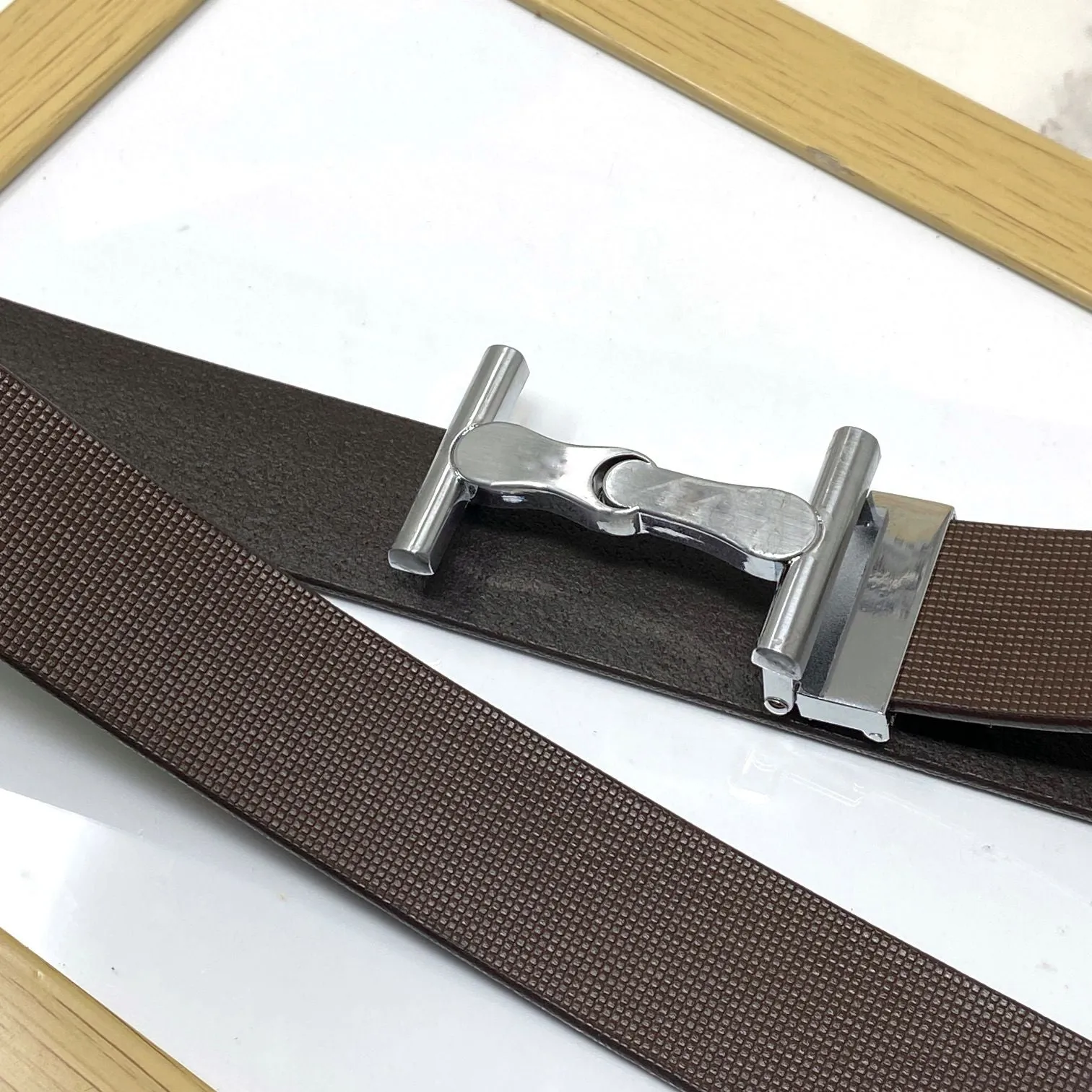 Vintage Design Leather Strap Belt-JonasParamount